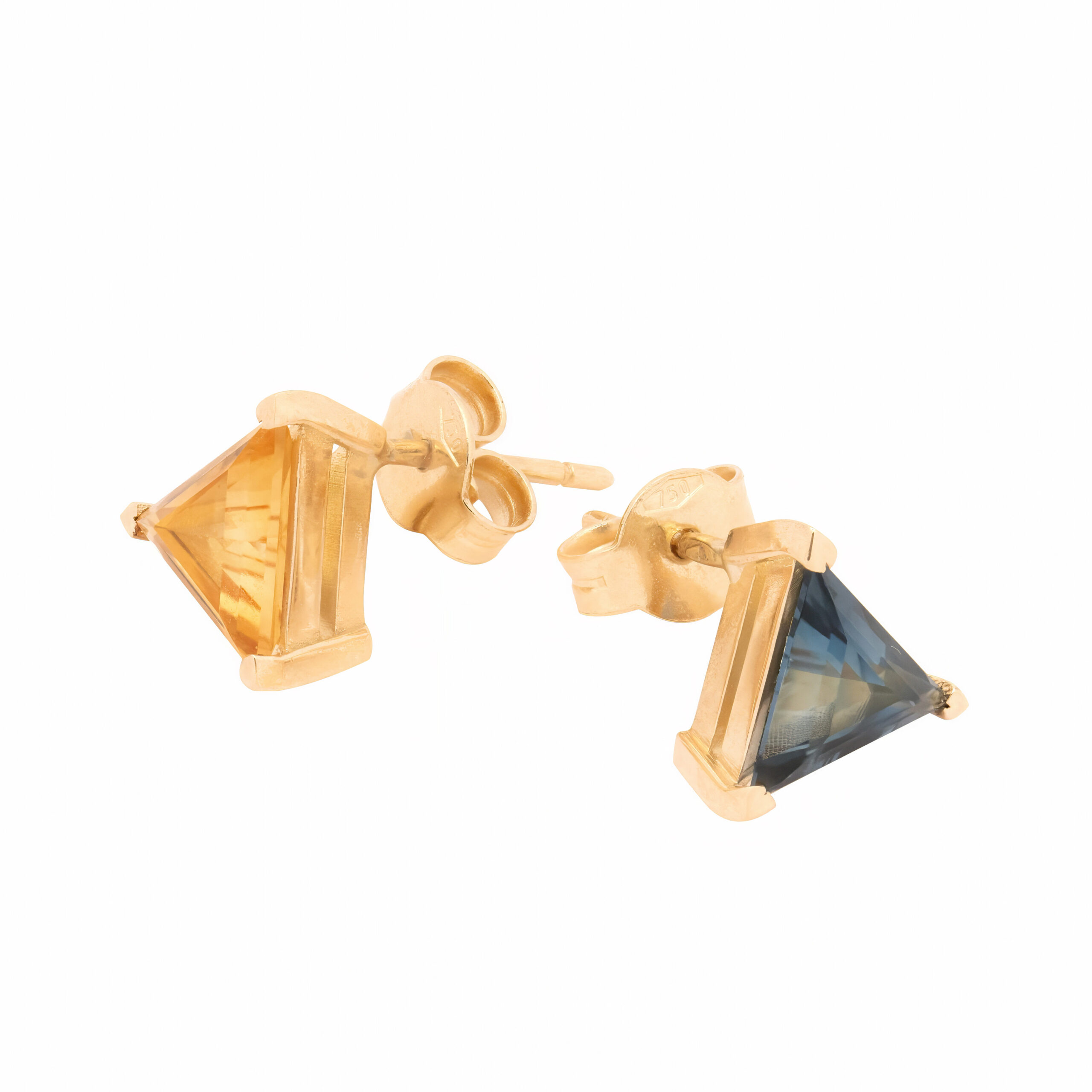 Boucles d'oreilles Trilogie - Topaze Blue London – Image 5