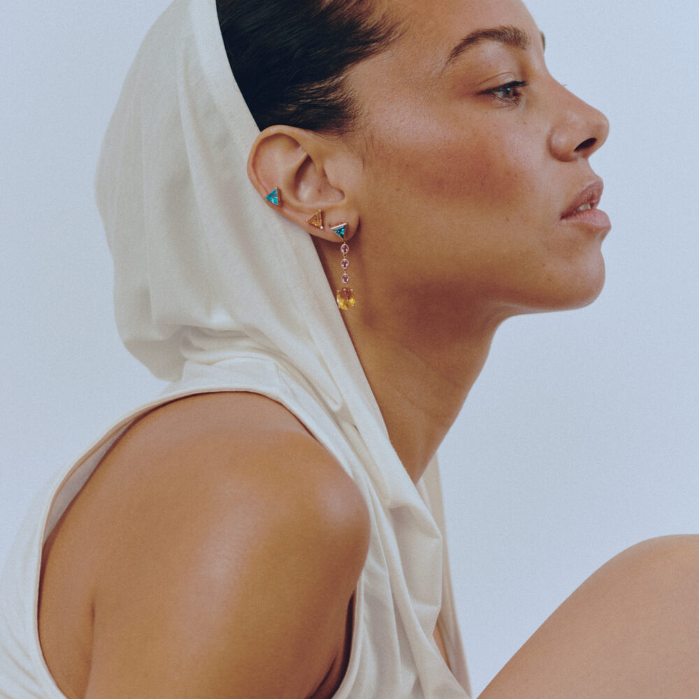 boucle d'oreille or jaune bordeaux